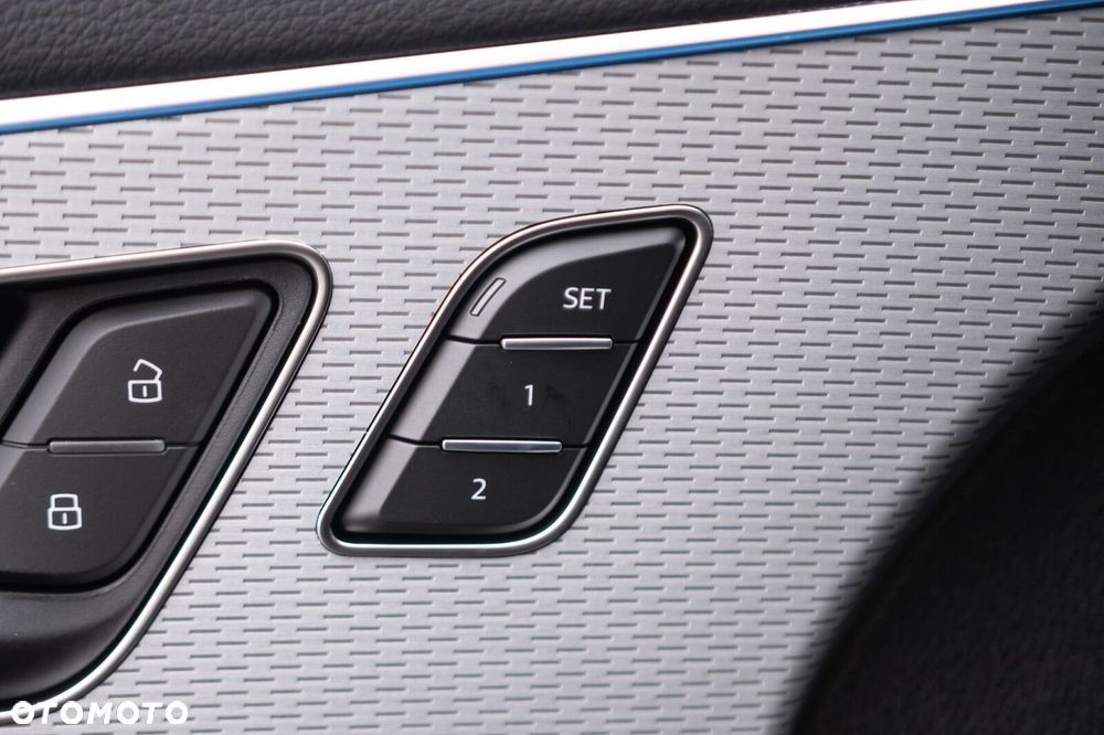 Audi SQ8 TFSI Quattro Tiptronic - 17