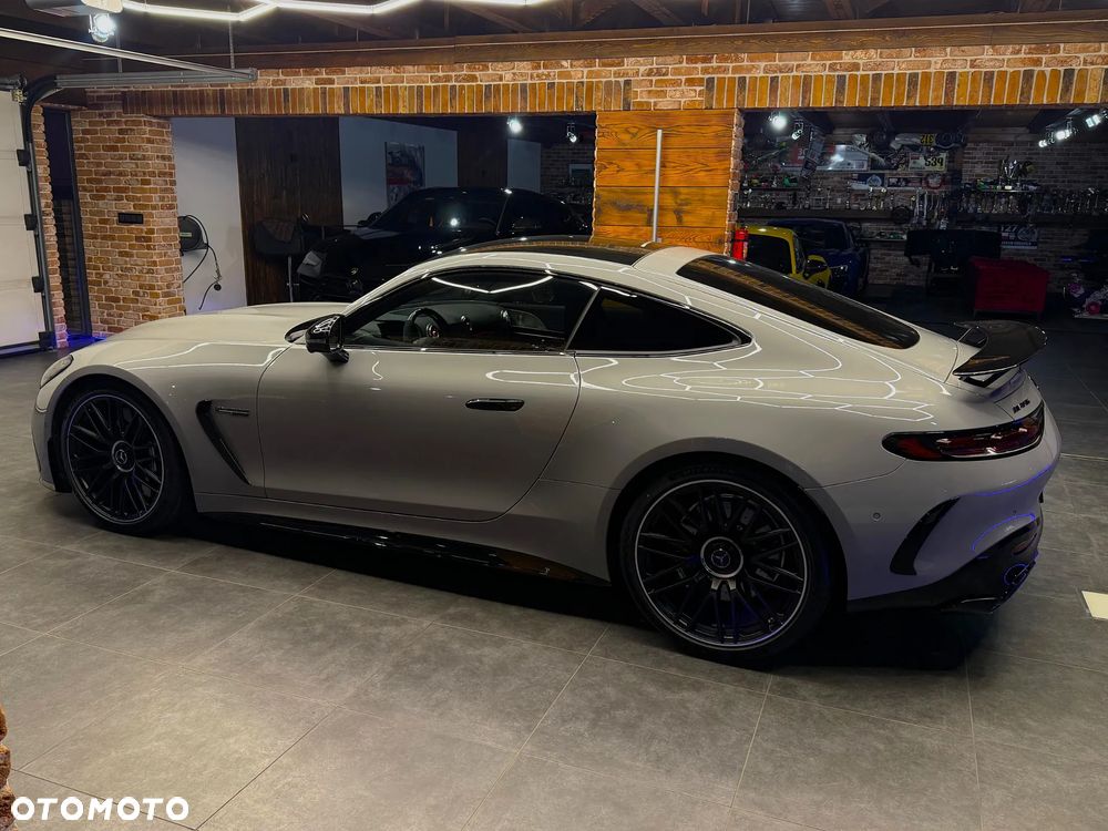 Mercedes-Benz AMG GT - 2