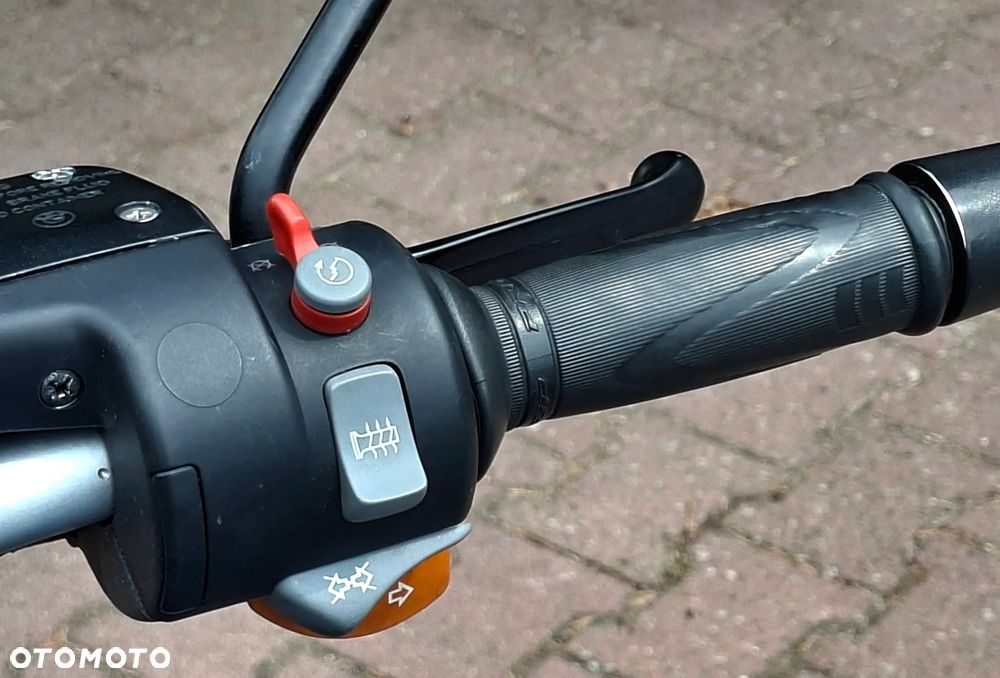 BMW R - 19