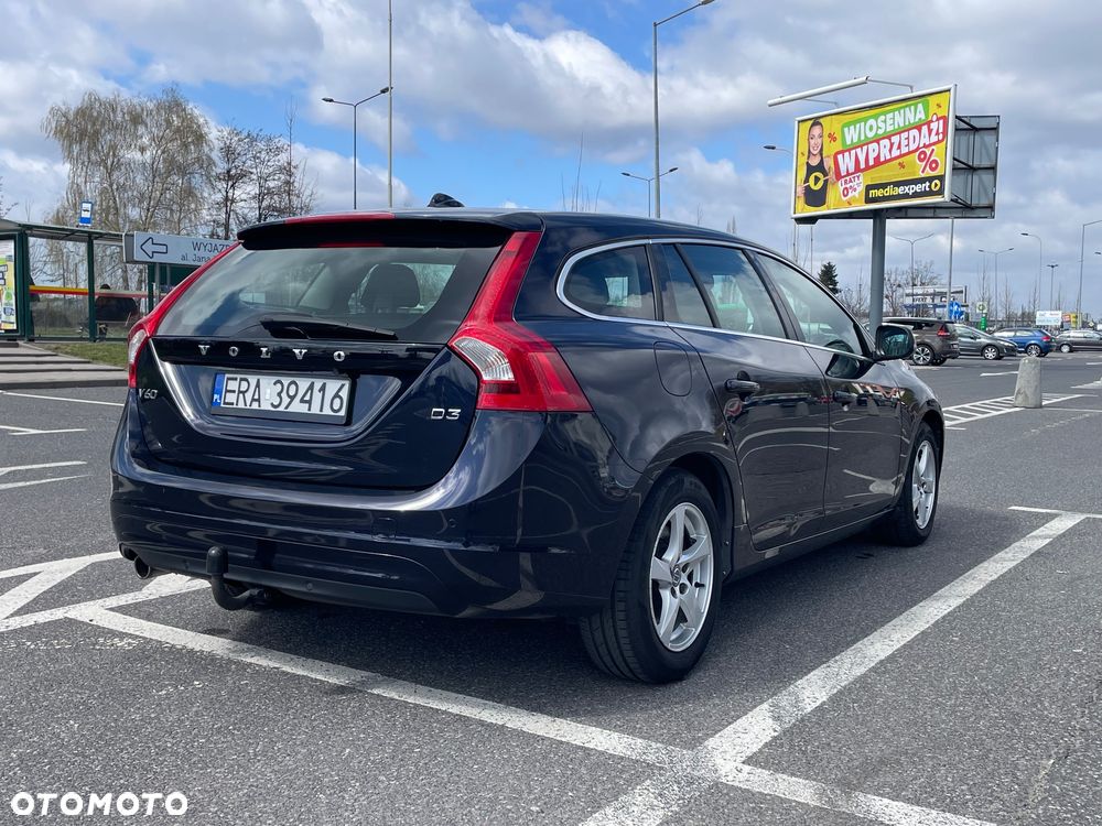 Volvo V60 D3 Momentum - 5