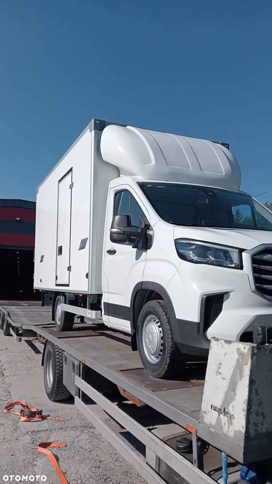Maxus Deliver 9 - 9