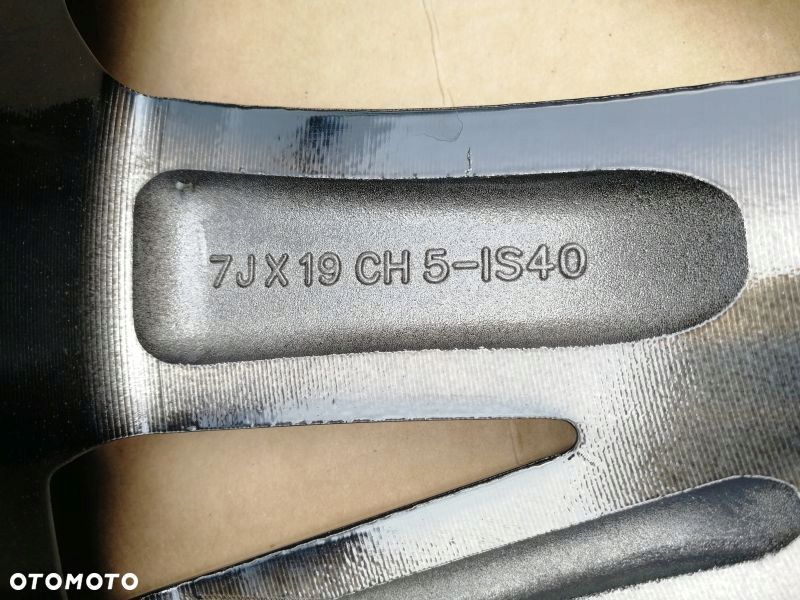 Felga aluminiowa 19" RENAULT 403009932R--A - 3