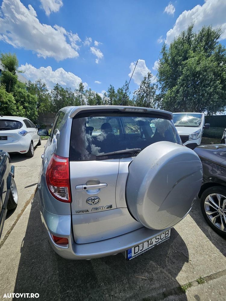 Toyota RAV4 2.0 Aut Executive - 3