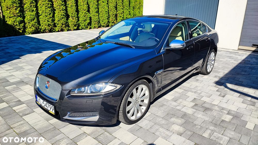 Jaguar XF 3.0 V6 Diesel S Premium Luxury - 9