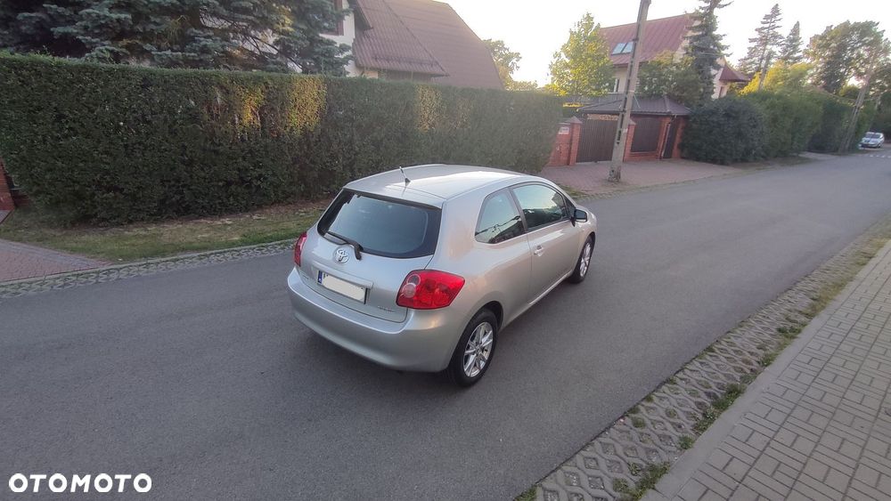 Toyota Auris 1.4 VVT-i Sol - 25