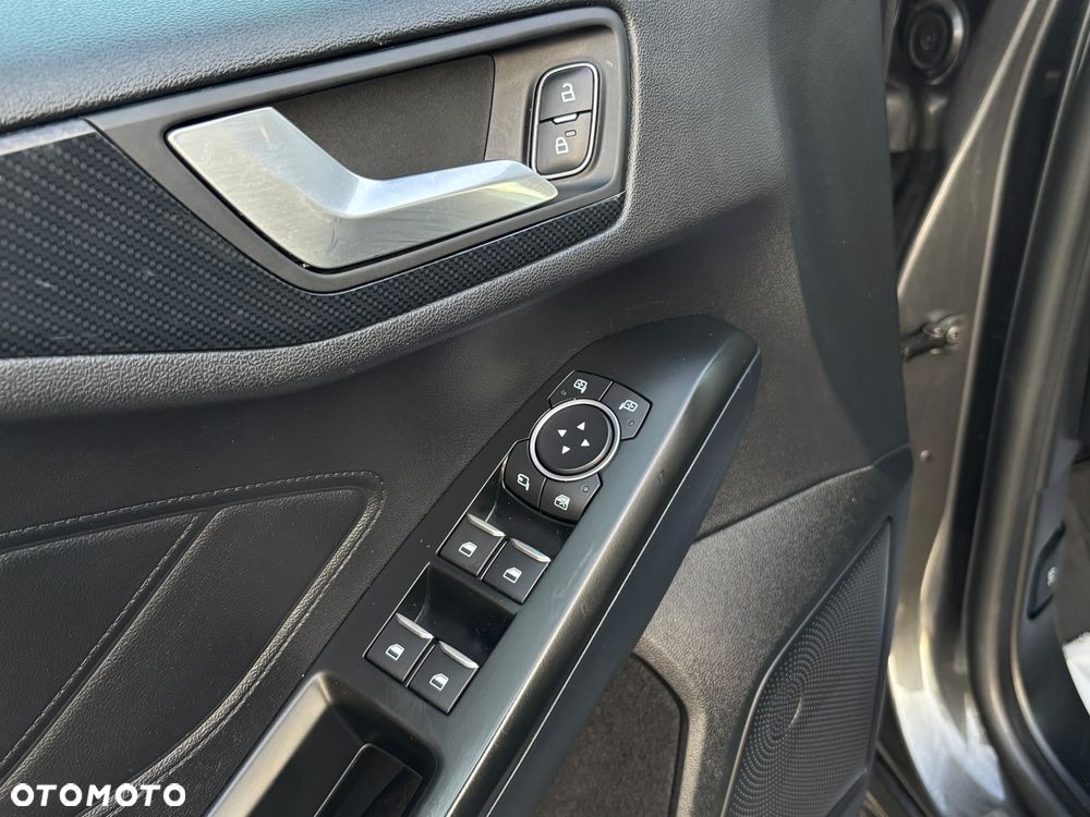 Ford Focus 1.5 EcoBlue Start-Stopp-System ST-LINE - 24
