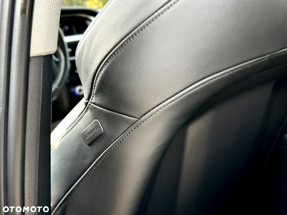 Audi A4 Limousine 2.0 TDI DPF clean diesel multitronic Ambiente - 29