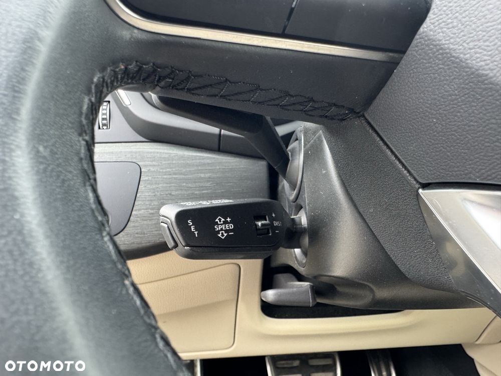 Audi A4 Limousine 45 TFSI quattro S tronic - 25