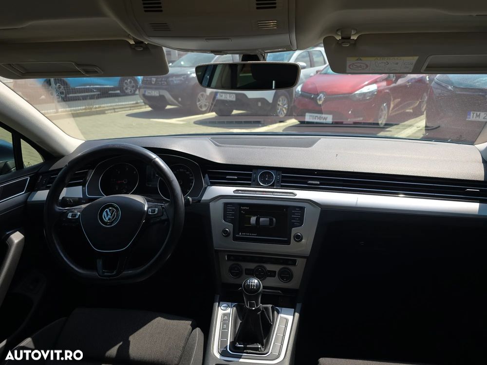Volkswagen Passat 2.0 TDI (BlueMotion Technology) Comfortline - 18
