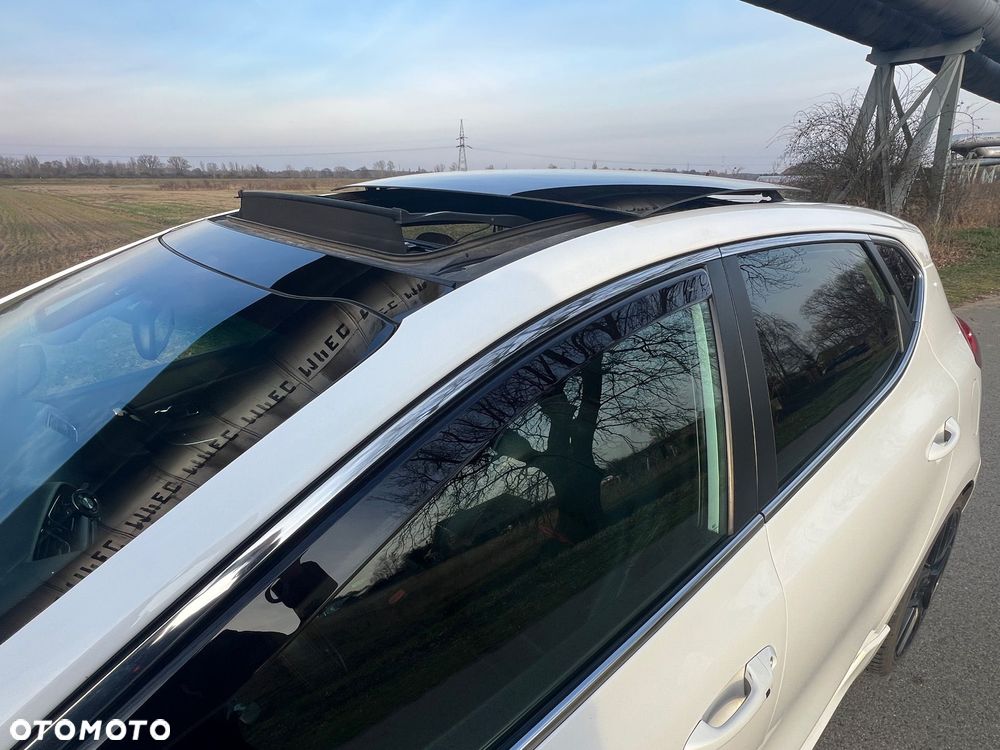 Kia Ceed 1.6 T-GDI GT - 15