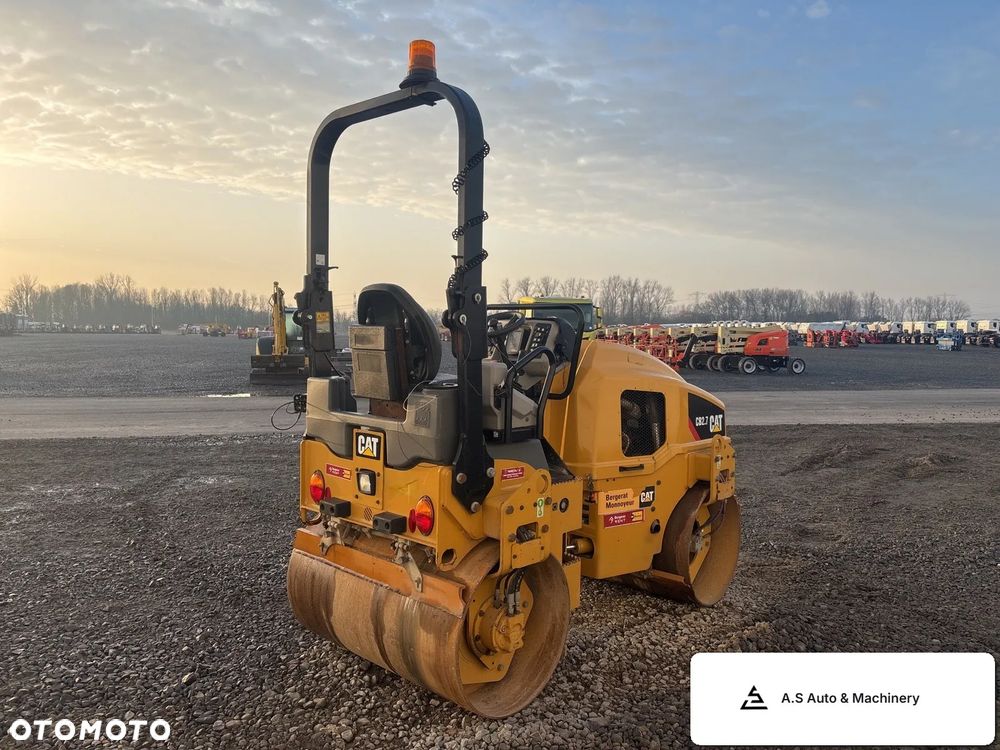 Caterpillar CB2.7 - 3