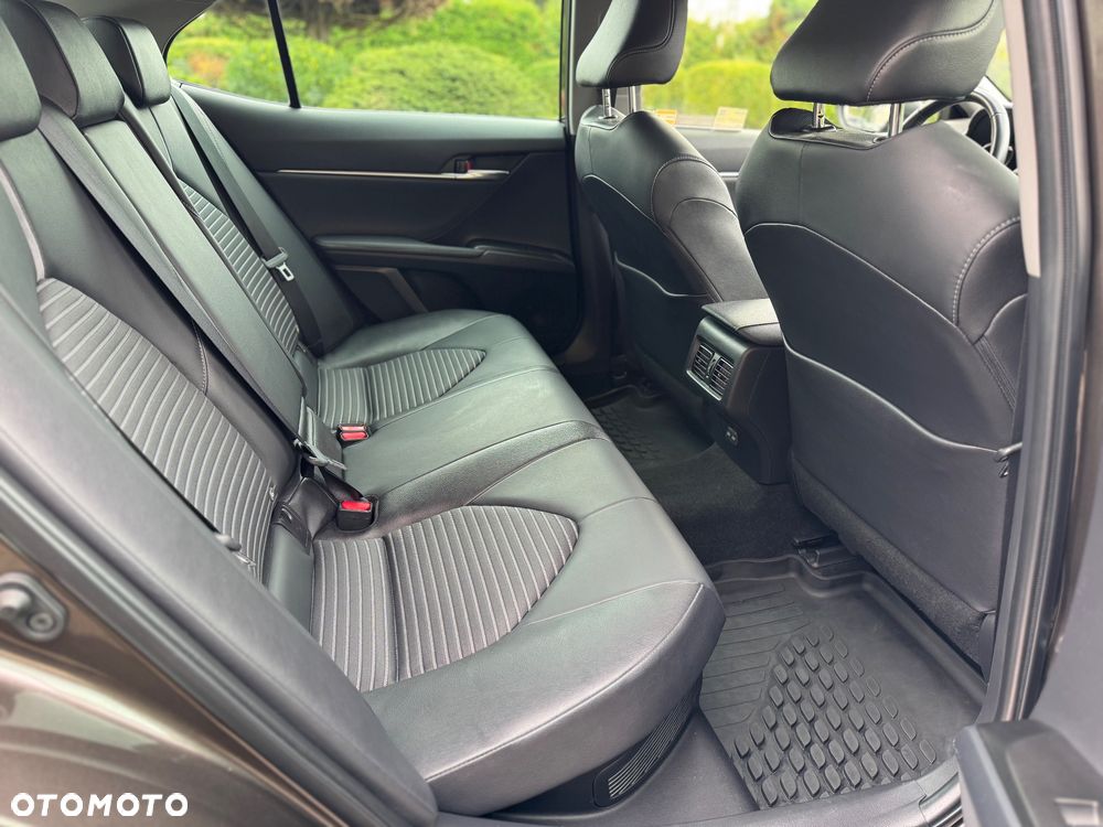Toyota Camry 2.5 Hybrid Prestige CVT - 18