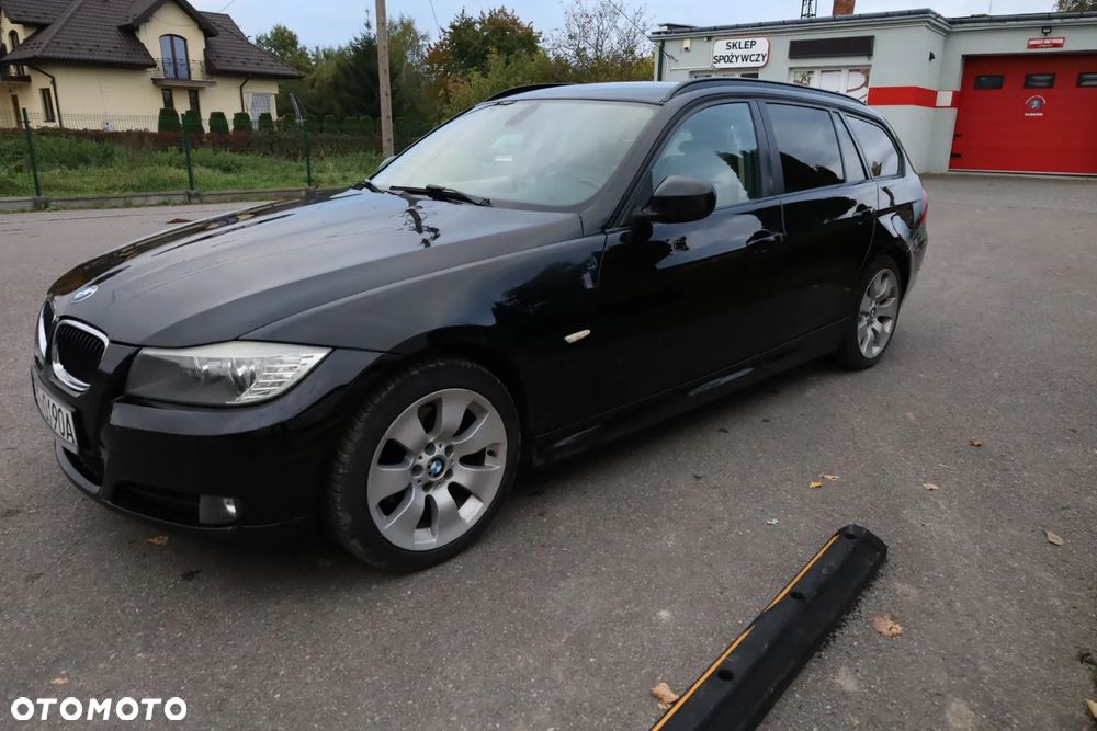 BMW Seria 3 318d - 14