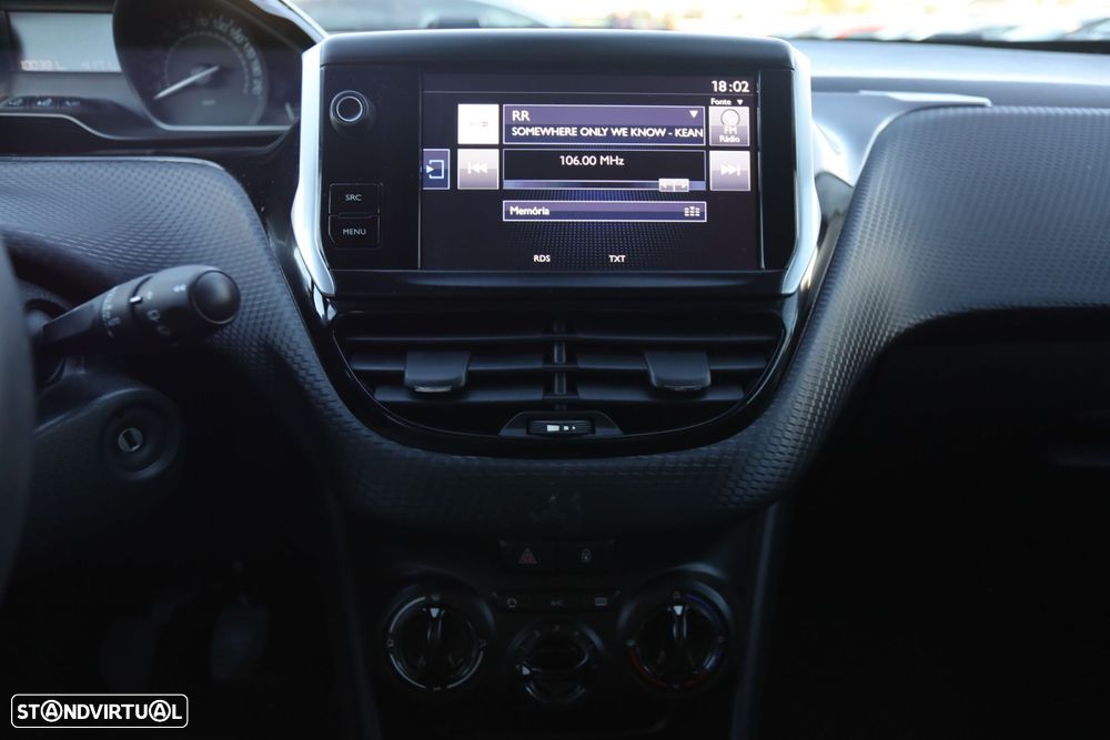 Peugeot 2008 1.6 BlueHDi Style - 10