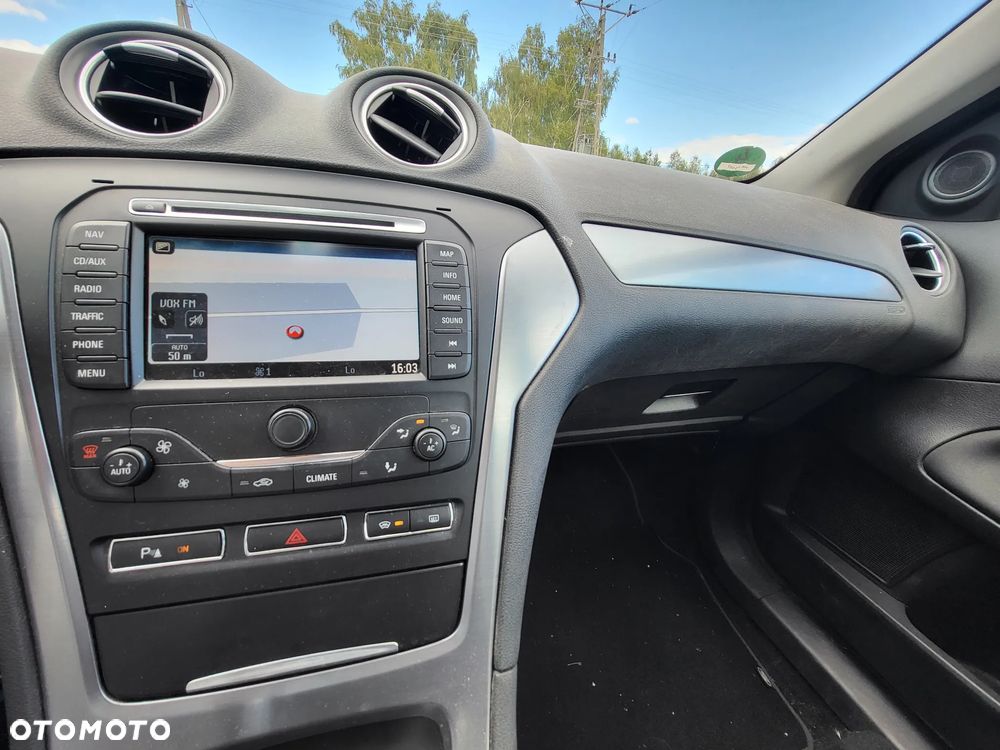 Ford Mondeo 2.0 TDCi Ambiente - 28