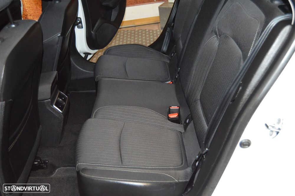 Renault Mégane - 17