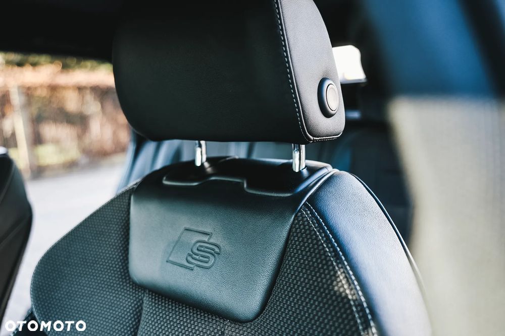 Audi A4 Avant 40 TDI S Line S tronic - 26