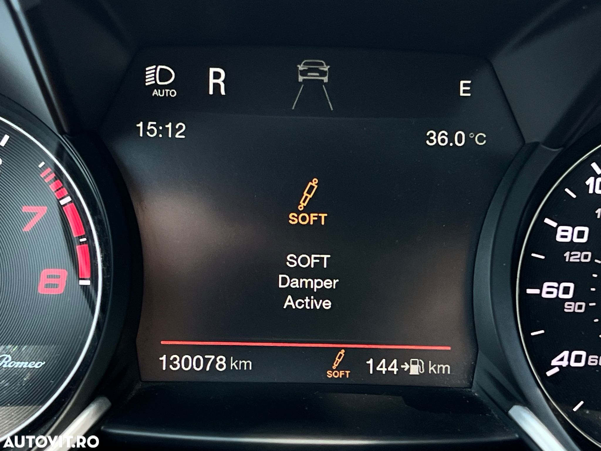 Alfa Romeo Giulia 2.9 V6 Bi-Turbo AT8 Quadrifoglio - 34