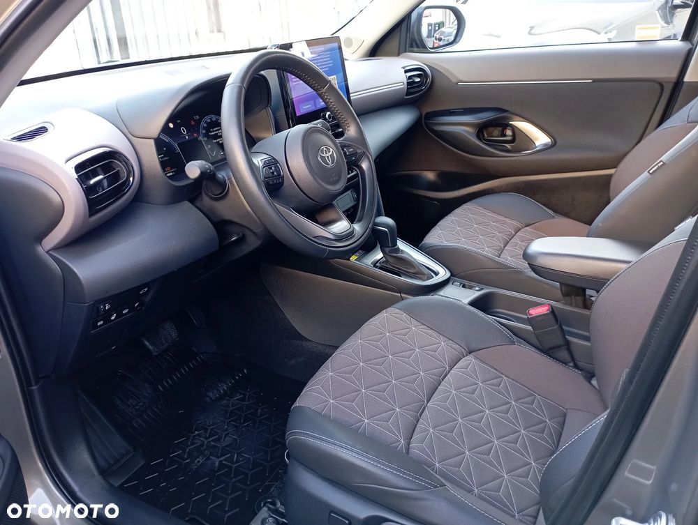 Toyota Yaris Cross Hybrid 1.5 Executive - 7