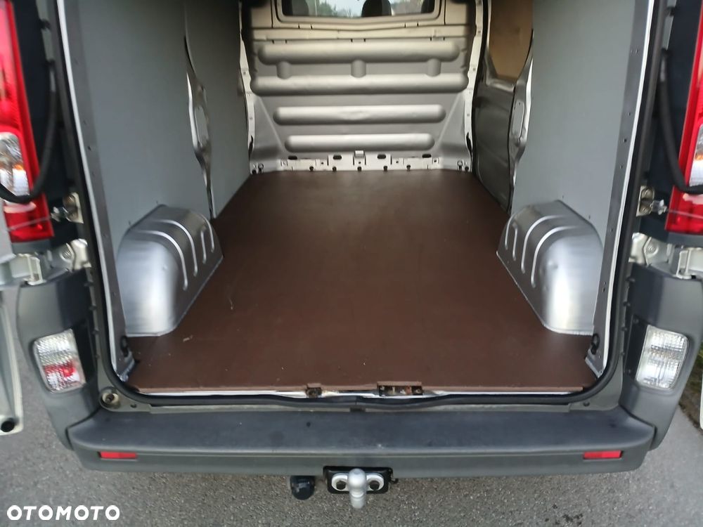 Opel VIVARO - 17