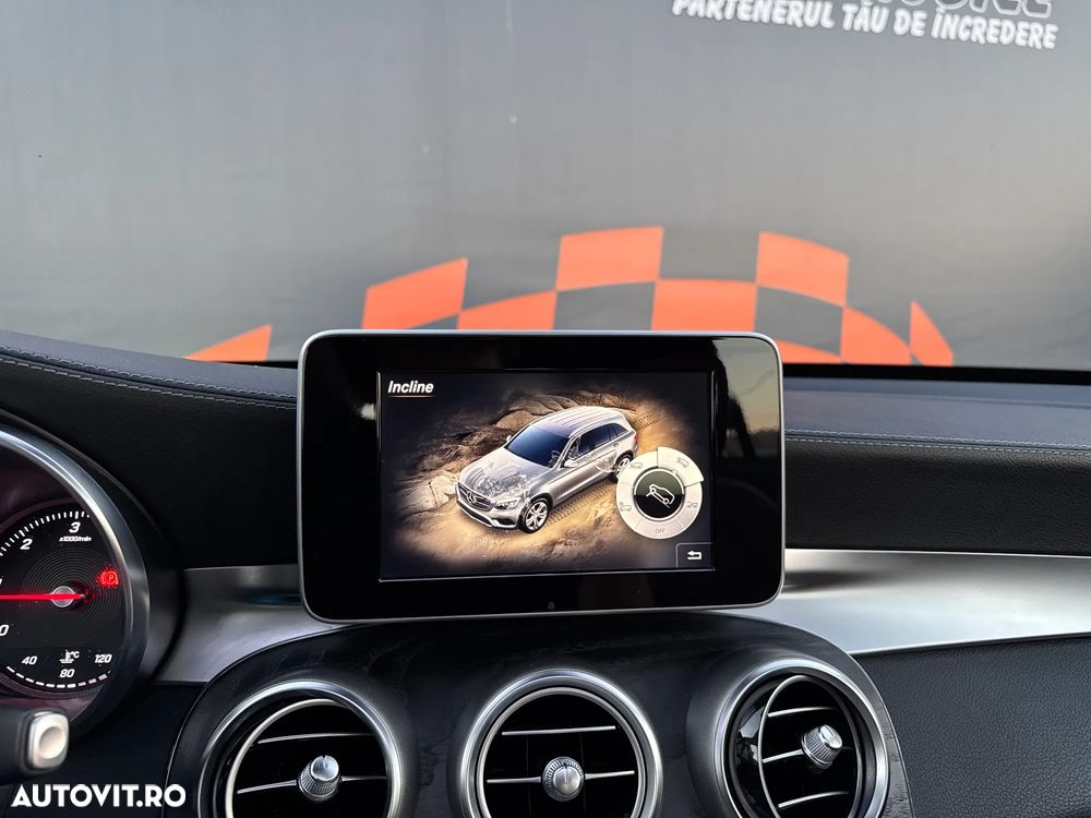 Mercedes-Benz GLC 250 d 4Matic 9G-TRONIC AMG Line - 22