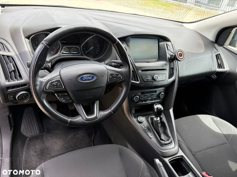 Ford Focus 1.0 EcoBoost Titanium ASS - 10