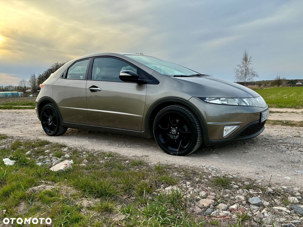 Honda Civic 1.8i-VTEC Sport - 4