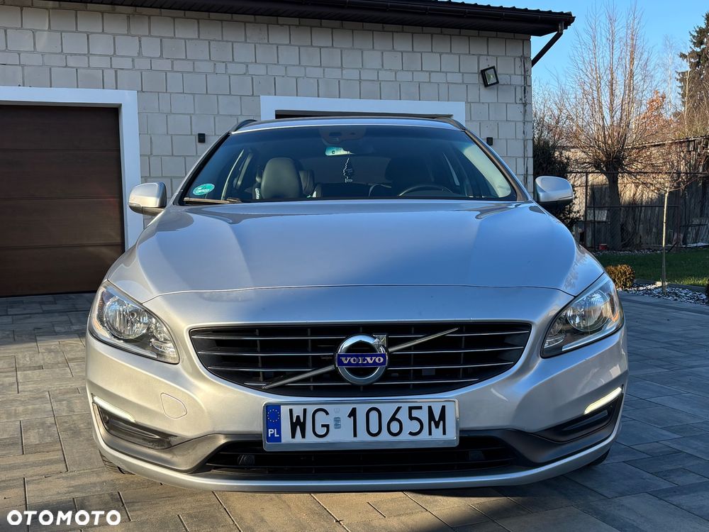 Volvo V60 D4 Geartronic Momentum - 3
