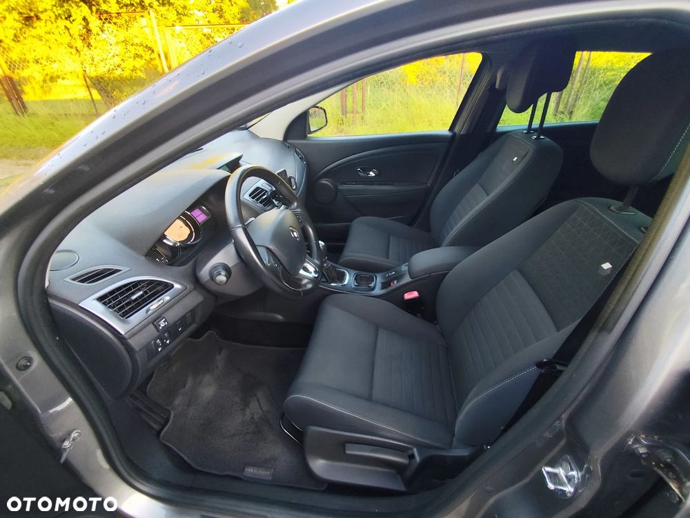 Renault Megane 1.6 16V Limited - 24