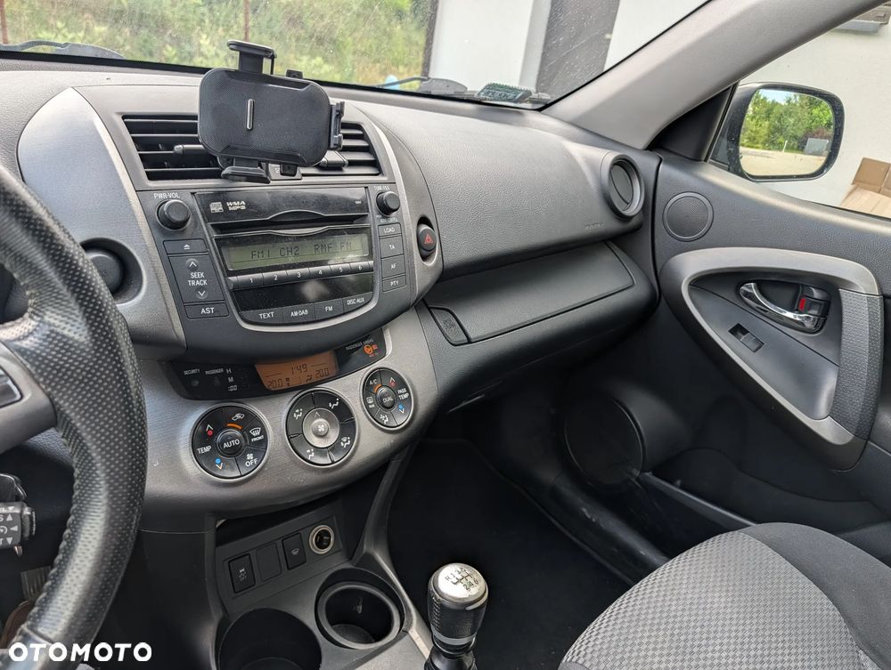 Toyota RAV4 2.0 VVT-i Sol - 14