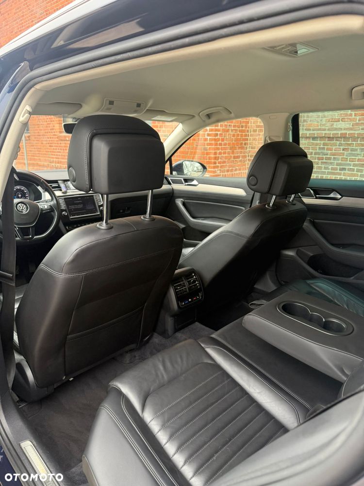 Volkswagen Passat 2.0 TDI SCR (BlueMotion Technology) Comfortline - 6