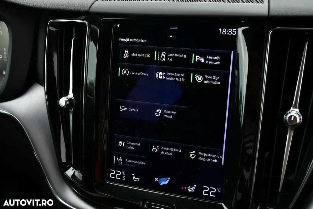 Volvo XC 60 B4 D AWD Geartronic Momentum Pro - 25
