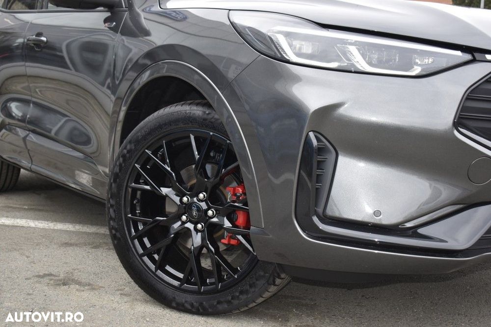 Ford Kuga - 2