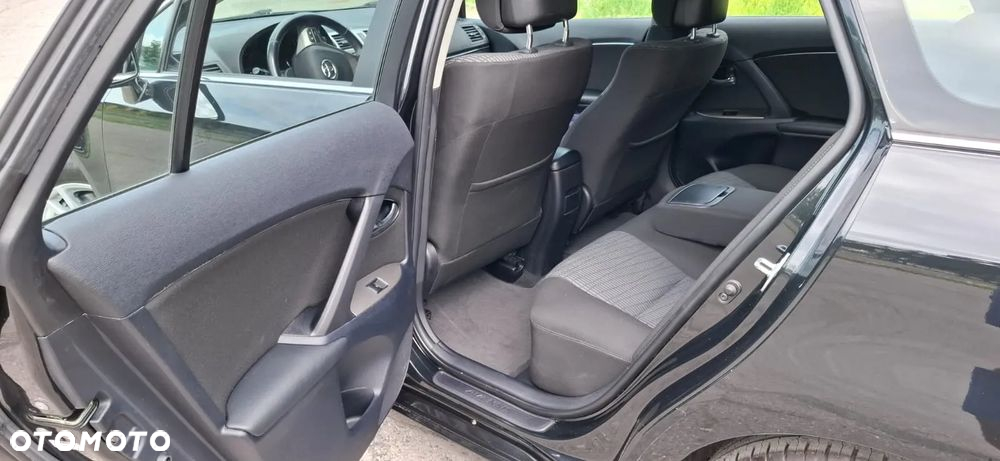 Toyota Avensis 1.8 Sol NAVI - 14