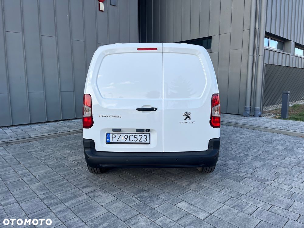 Peugeot Partner - 8