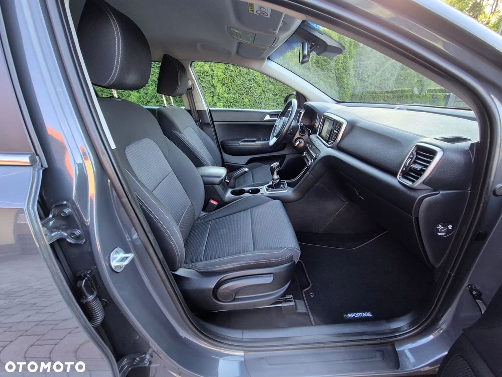 Kia Sportage 1.6 GDI 2WD Black Edition - 38