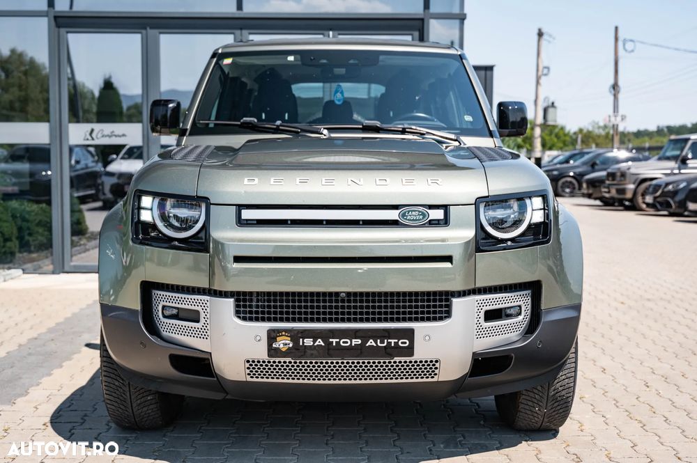 Land Rover Defender - 2