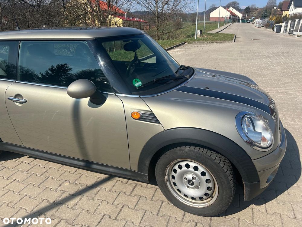 MINI ONE - 4
