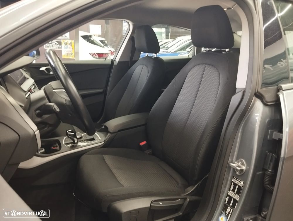 BMW 216 d Advantage — fotografia 15