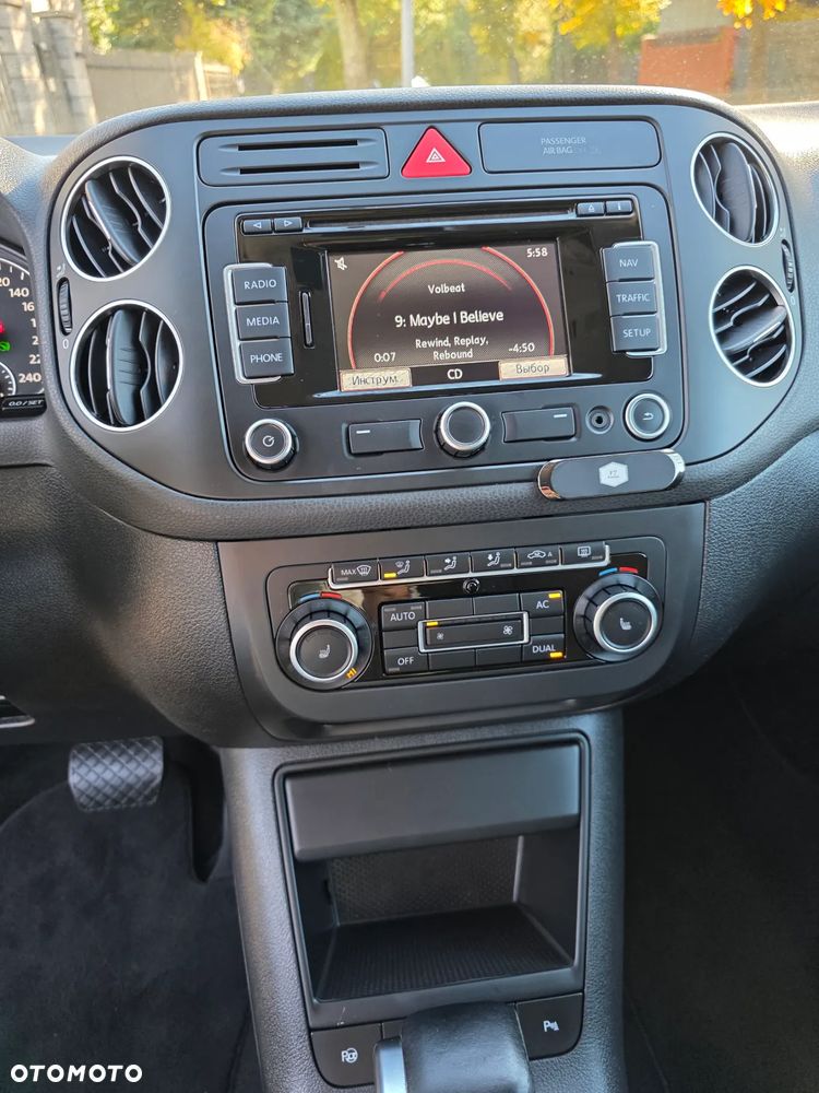 Volkswagen Golf Plus 1.6 TDI Comfortline DSG - 14