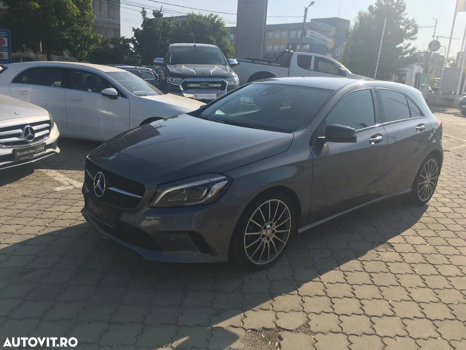 Mercedes-Benz A - 14