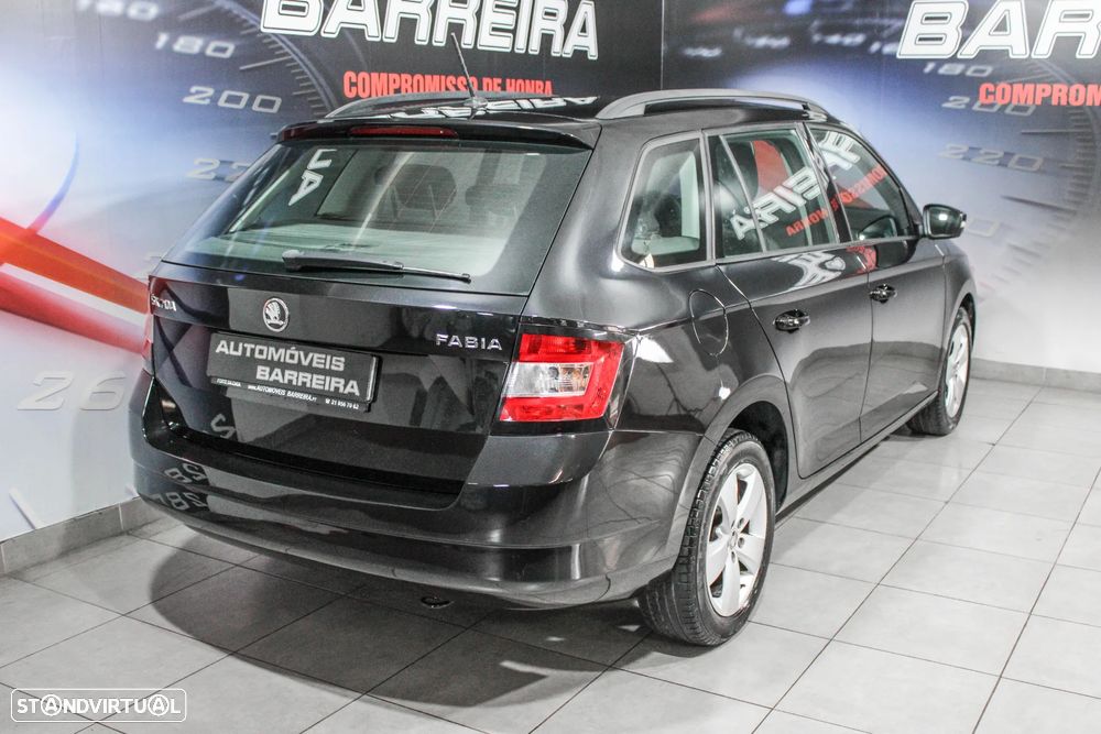 Skoda Fabia Break 1.2 TSi Active - 10