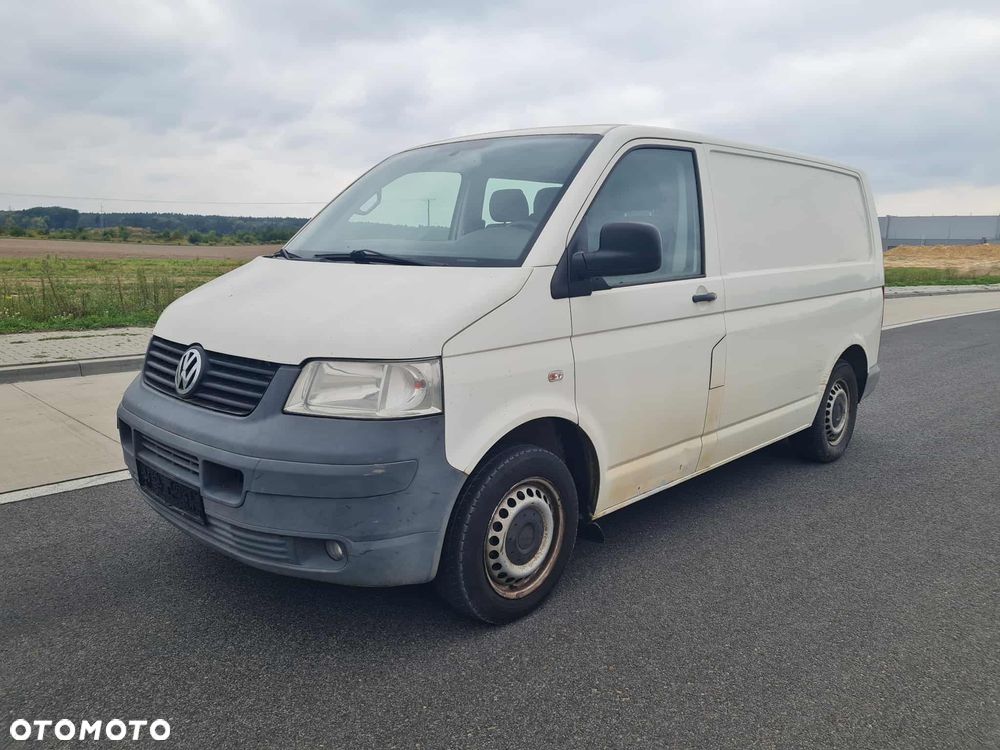 Volkswagen Transporter - 2