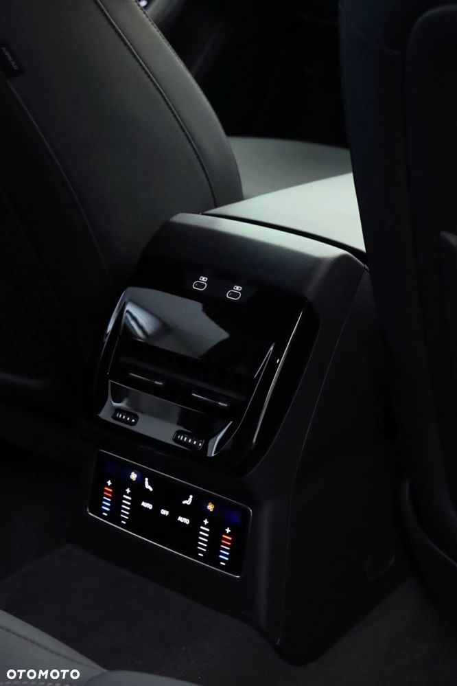 Audi A6 Avant - 17