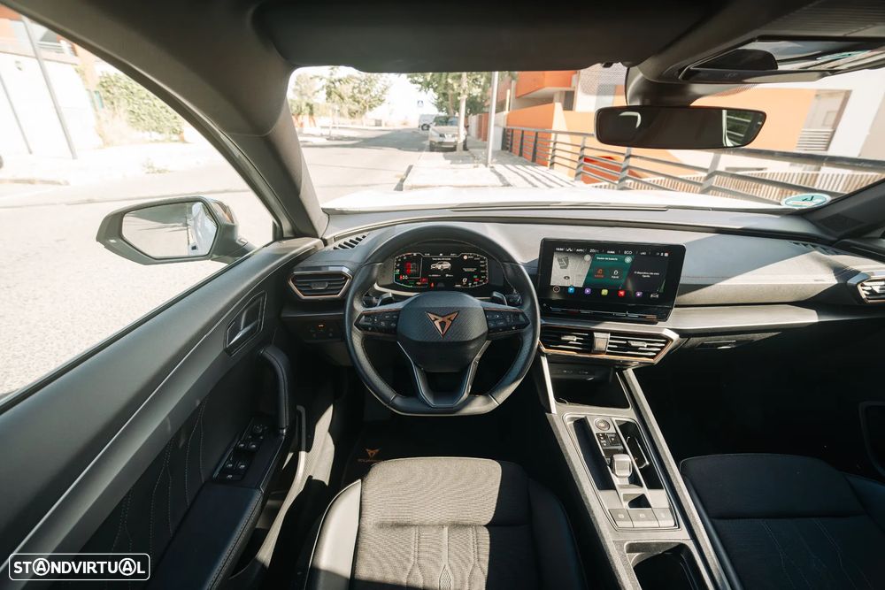 Cupra Formentor 1.4 e-Hybrid DSG - 24