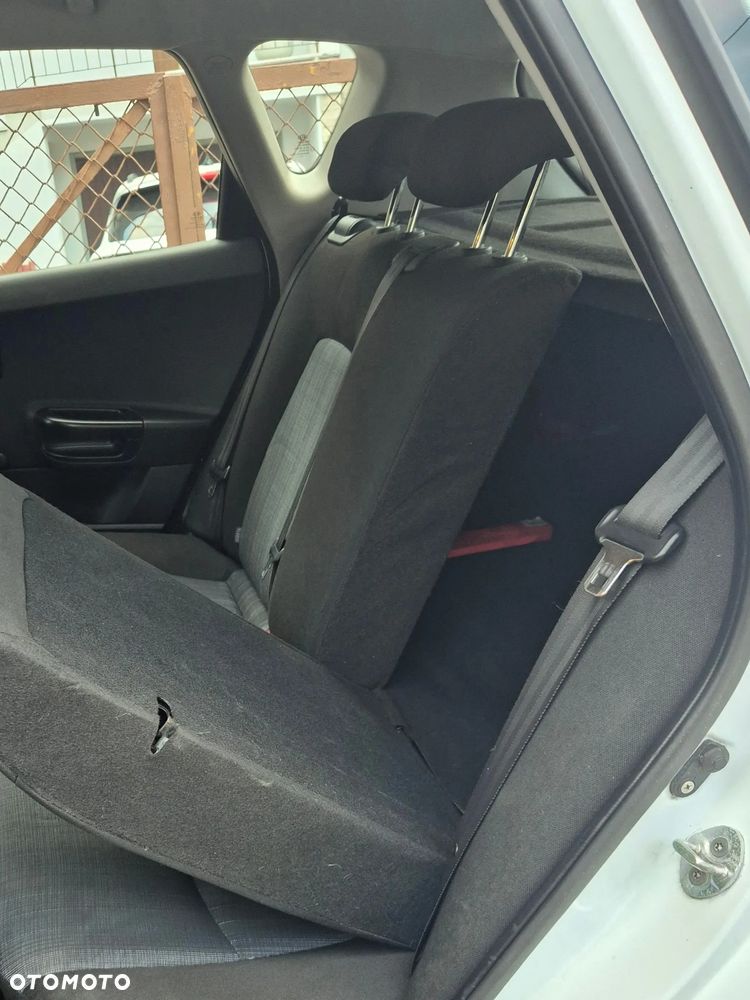 Kia Ceed 1.4 Comfort + - 32
