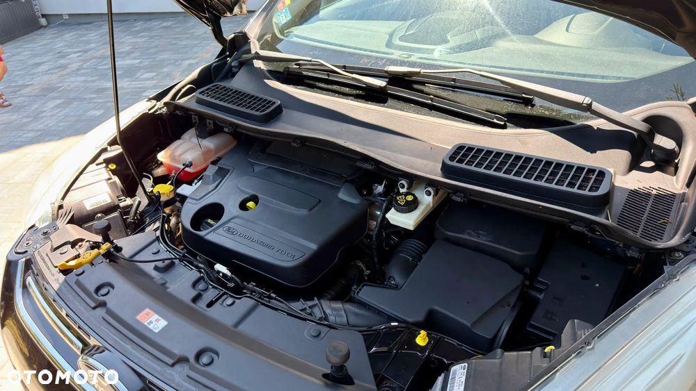 Ford Kuga 2.0 TDCi 4x4 Titanium - 41