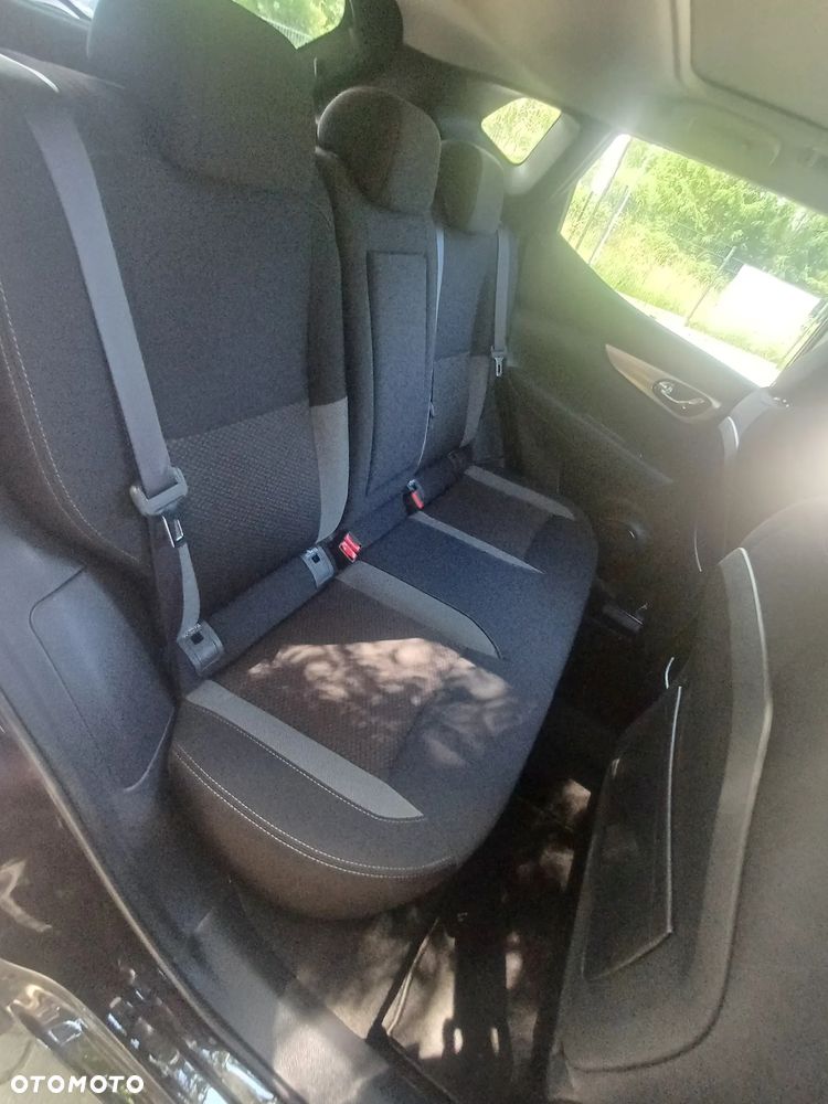 Nissan Qashqai 1.7 dCi 4x4 Tekna - 23