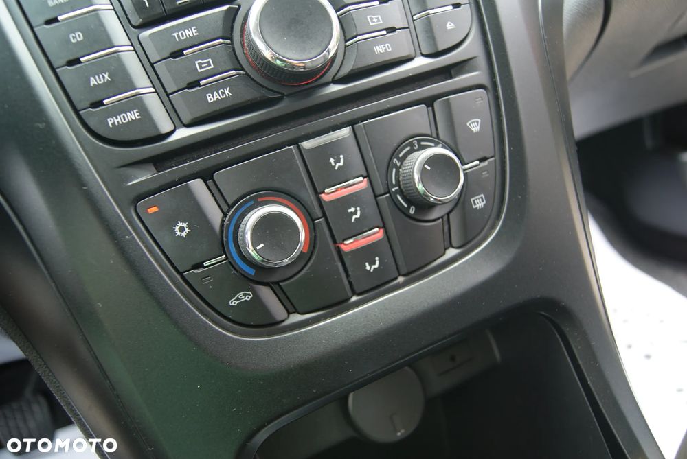 Opel Astra IV 1.7 CDTI Enjoy - 27