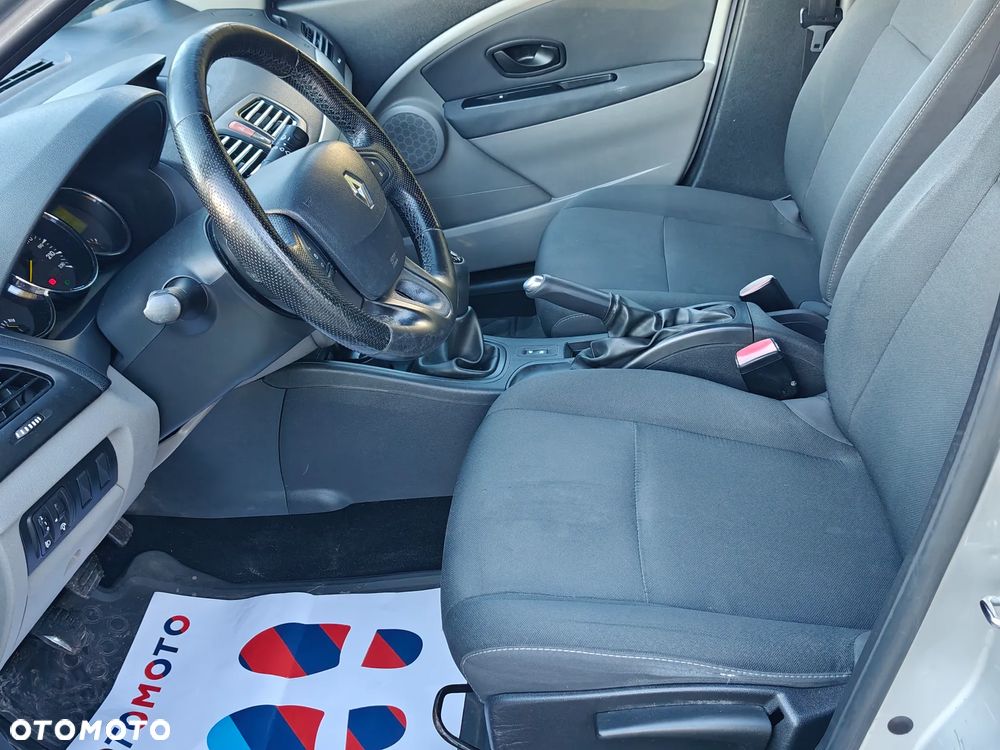 Renault Megane 1.5 dCi Authentique - 7